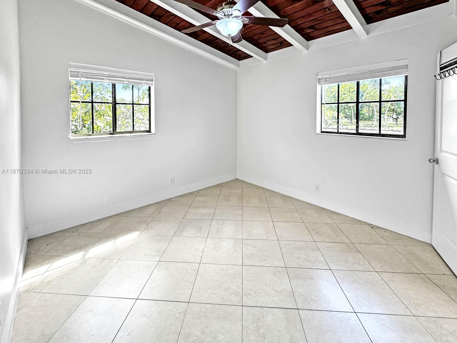 2861 Davie Blvd photo 16
