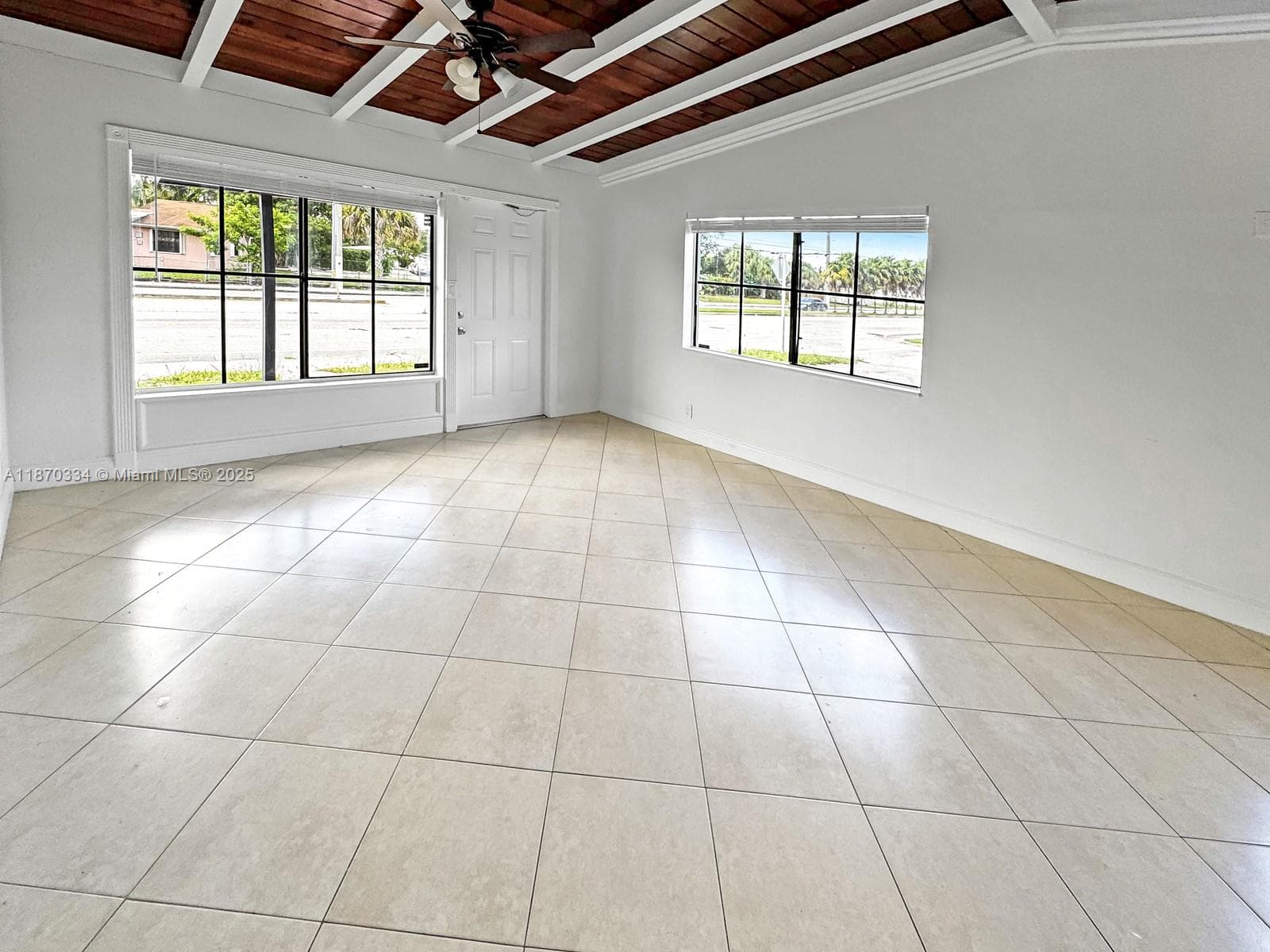 2861 Davie Blvd photo 5