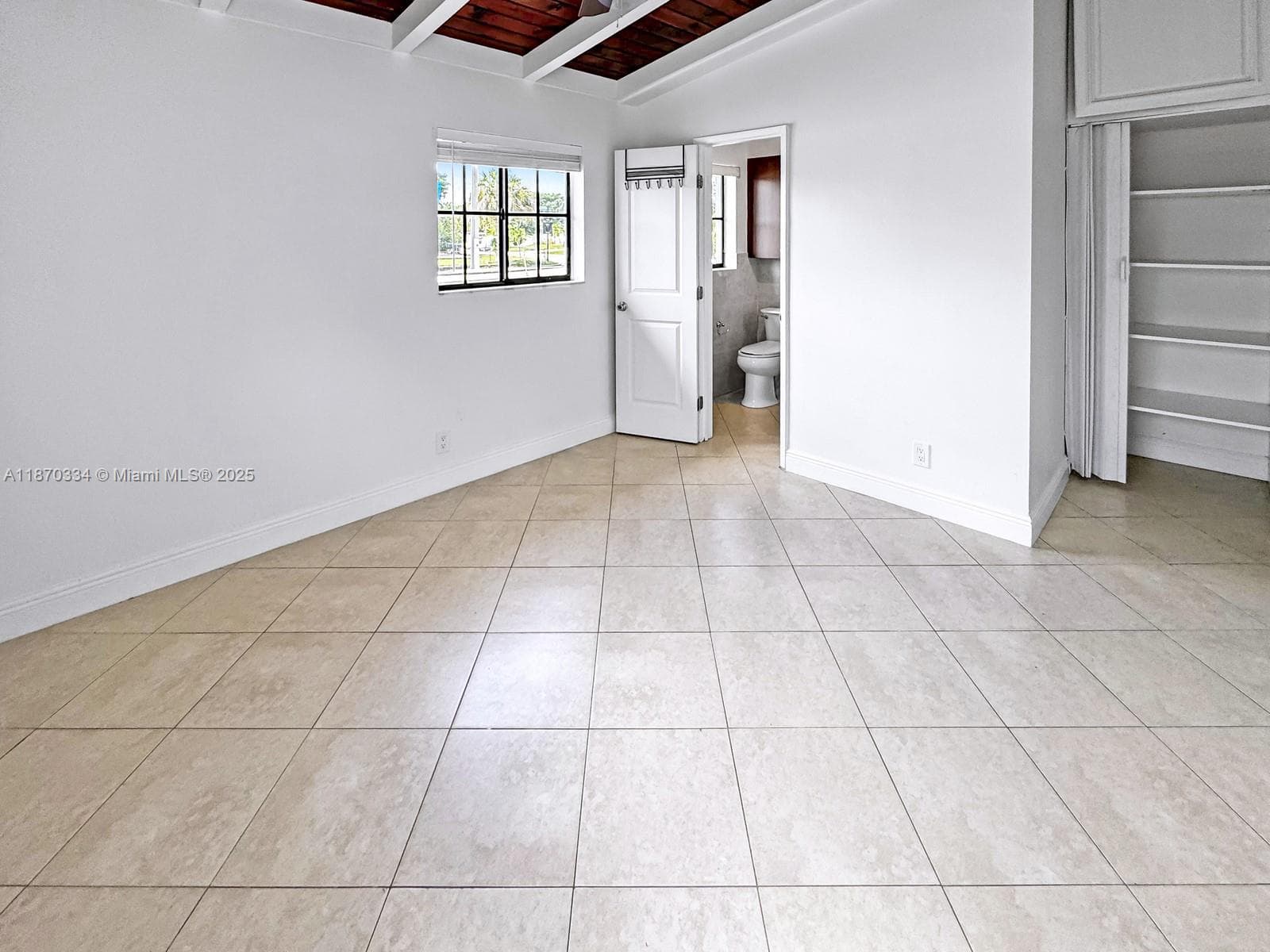 2861 Davie Blvd photo 20