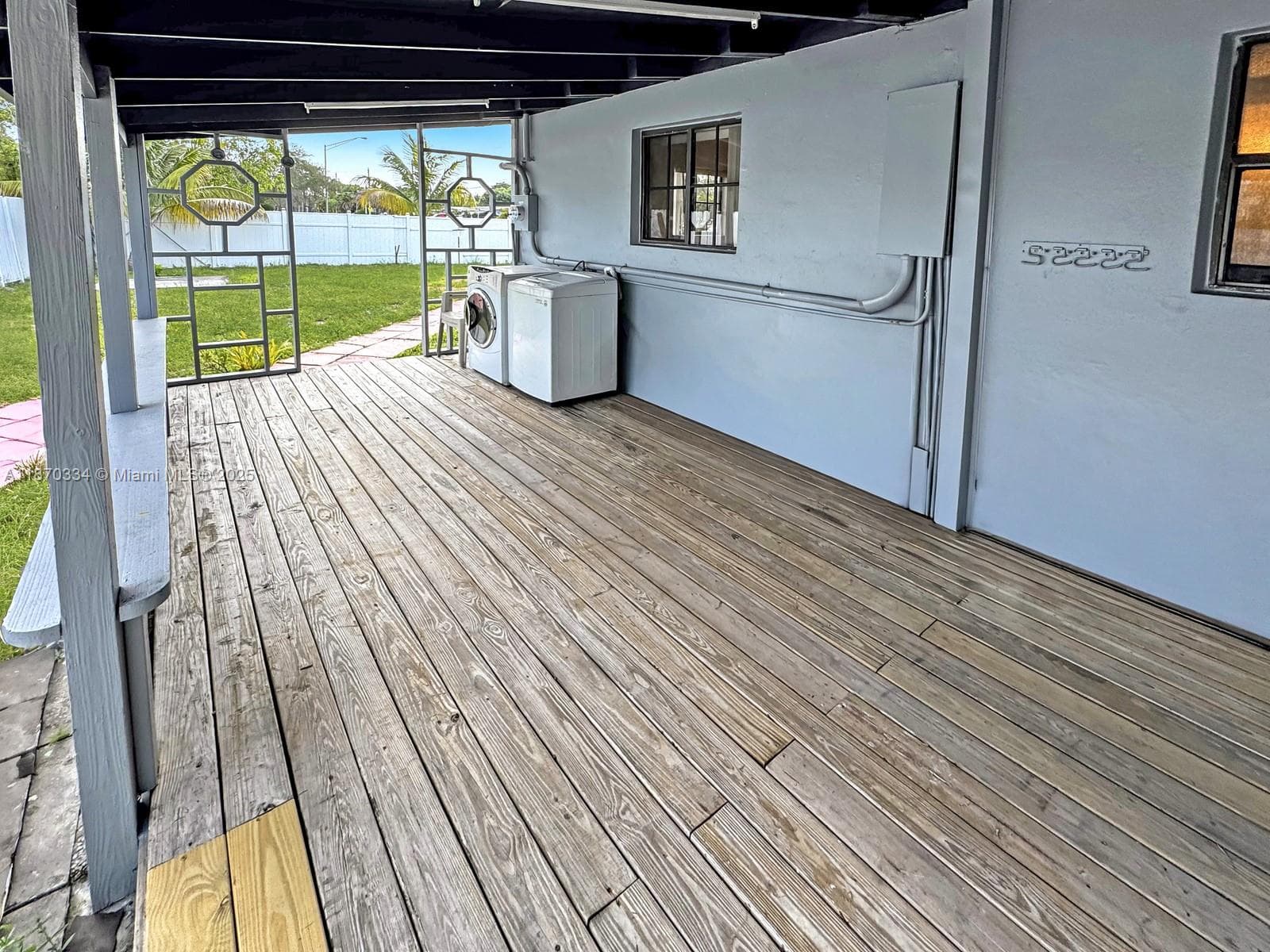 2861 Davie Blvd photo 24