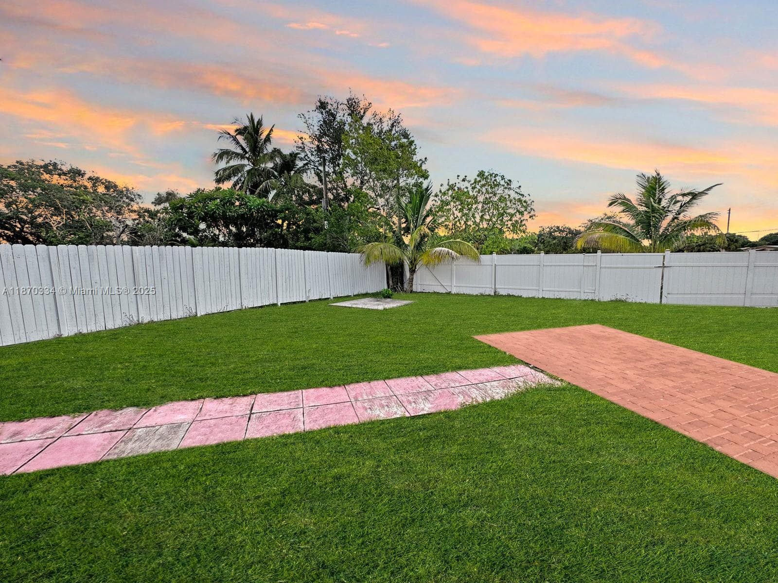 2861 Davie Blvd photo 35