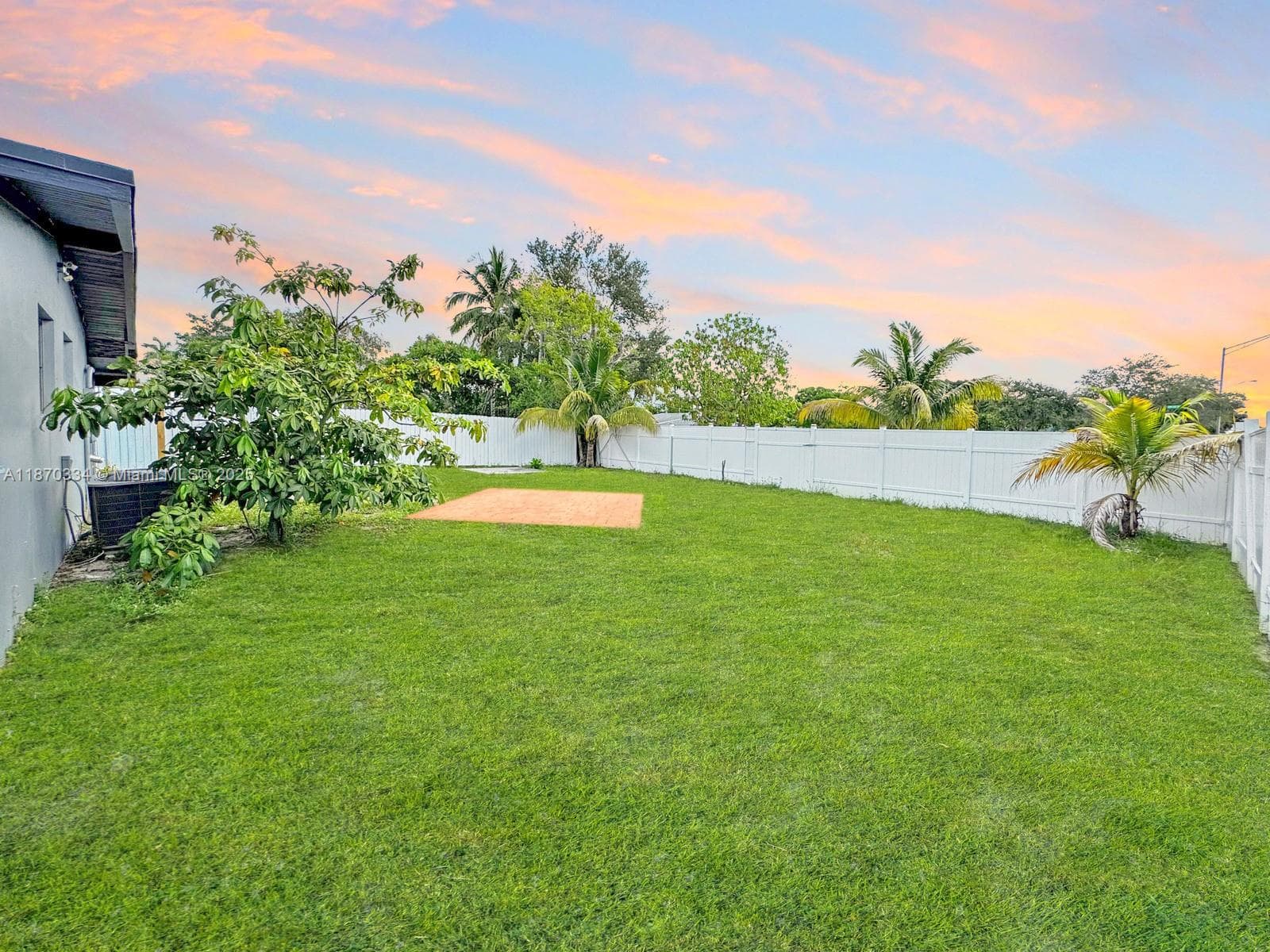 2861 Davie Blvd photo 31