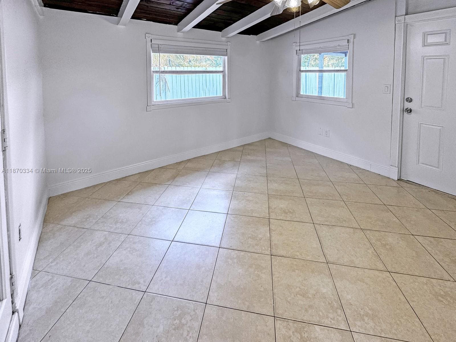 2861 Davie Blvd photo 4
