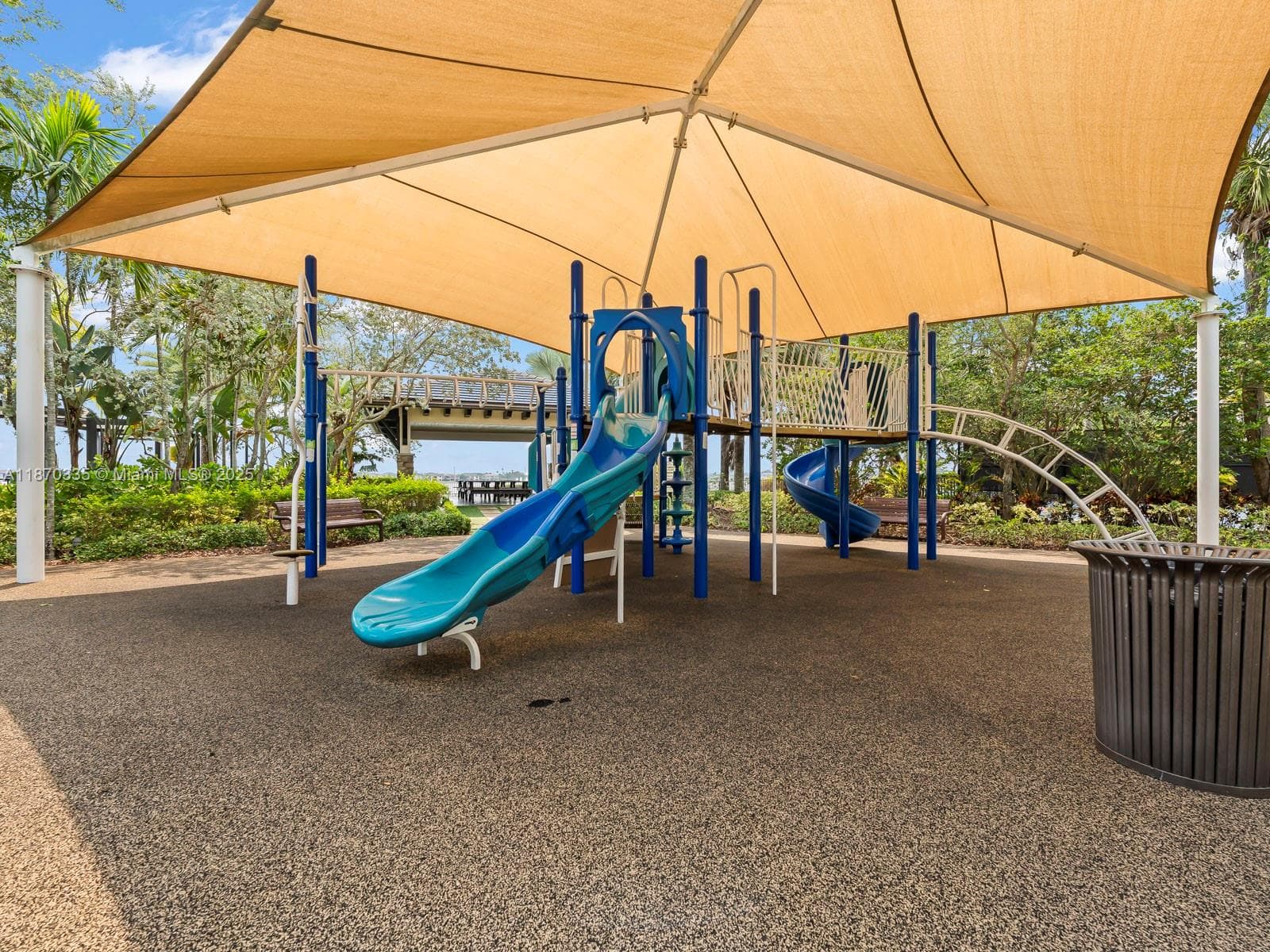10987 Pinnacle Way photo 31