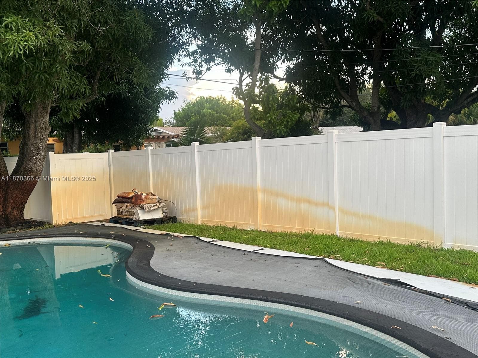 526 S Rainbow Dr #0 photo 17