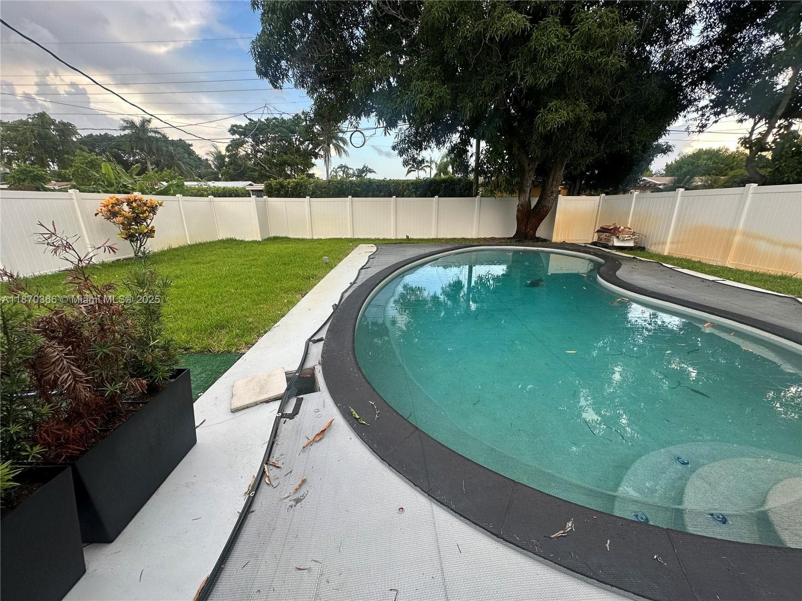 526 S Rainbow Dr #0 photo 20