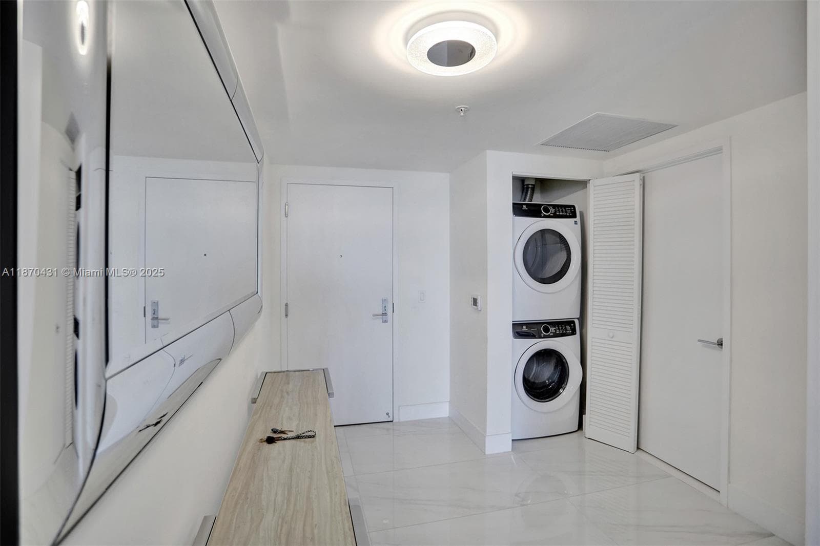 Parque Towers · #5-1204 in Sunny Isles Beach - Photo 4