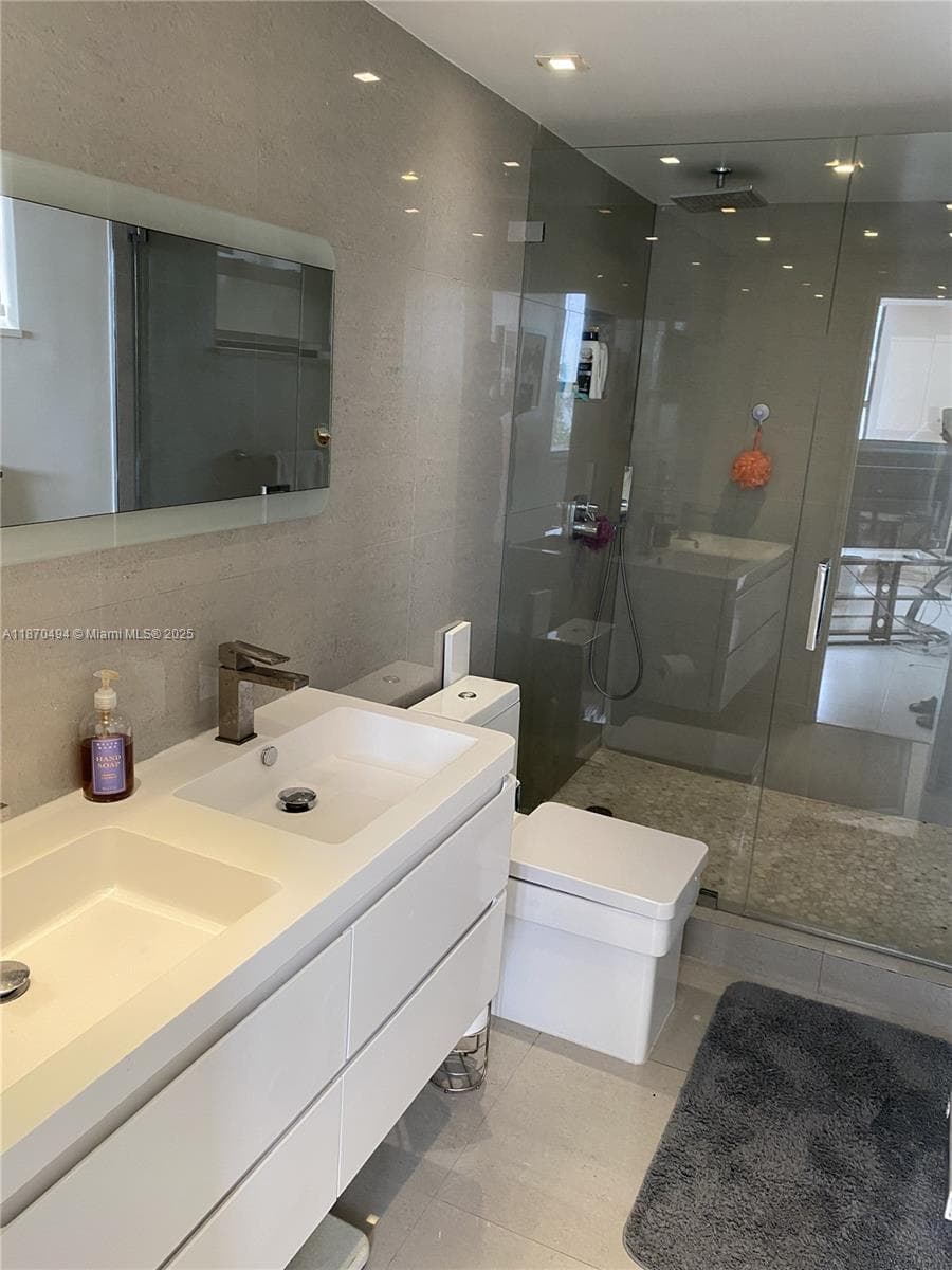 THE PLAZA OF BAL HARBOUR · #319 in Bal Harbour - Photo 17