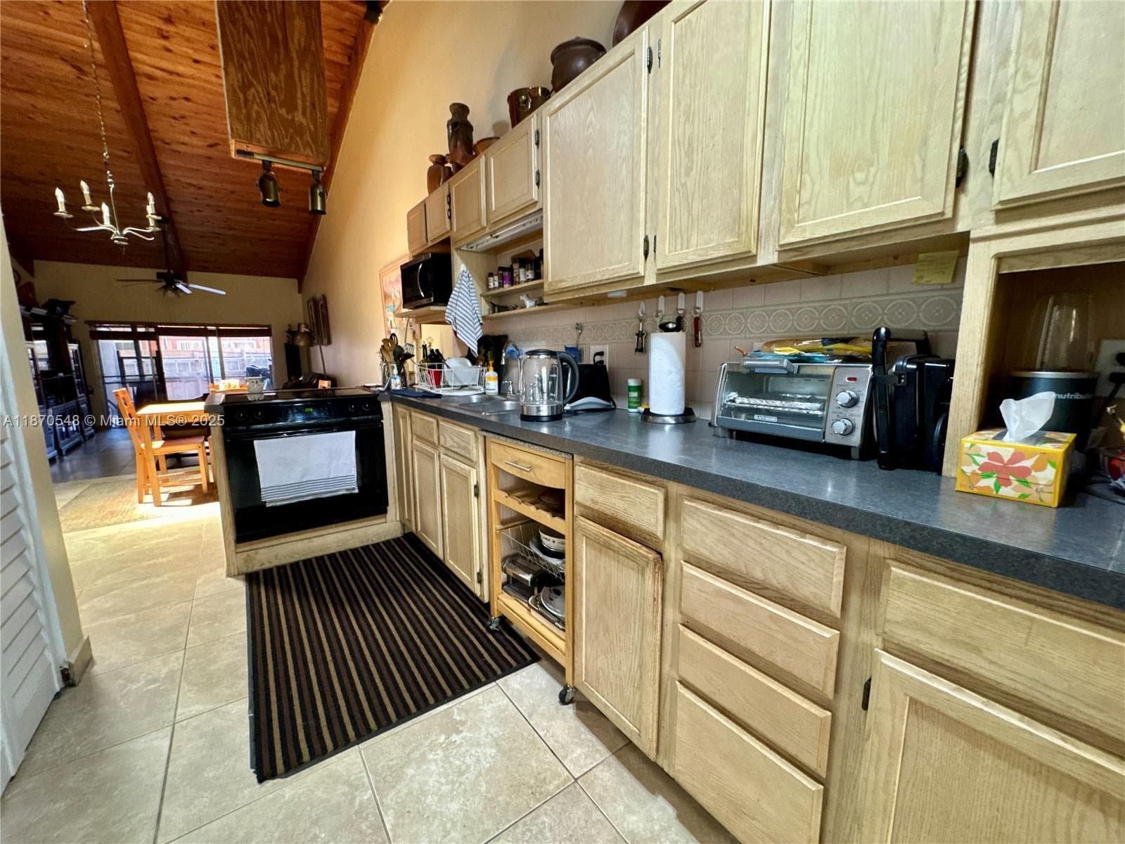 13527 SW 101st Ln photo 9