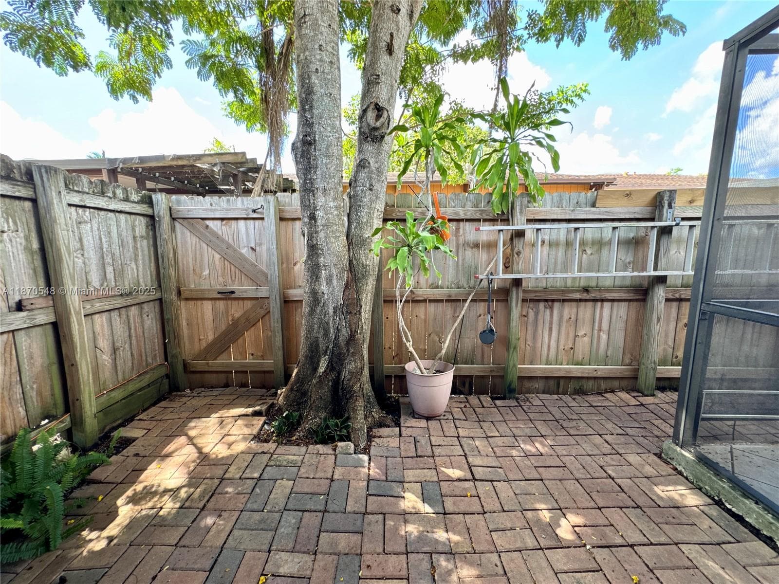 13527 SW 101st Ln photo 29