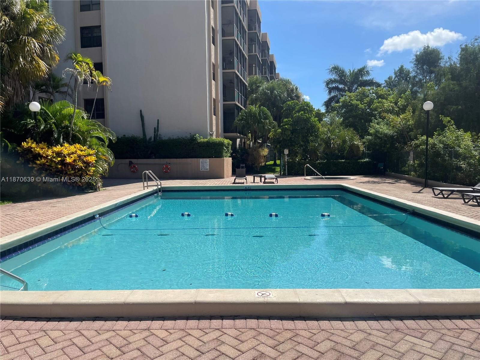 Chantilly Condo · #703 in Miami - Photo 16