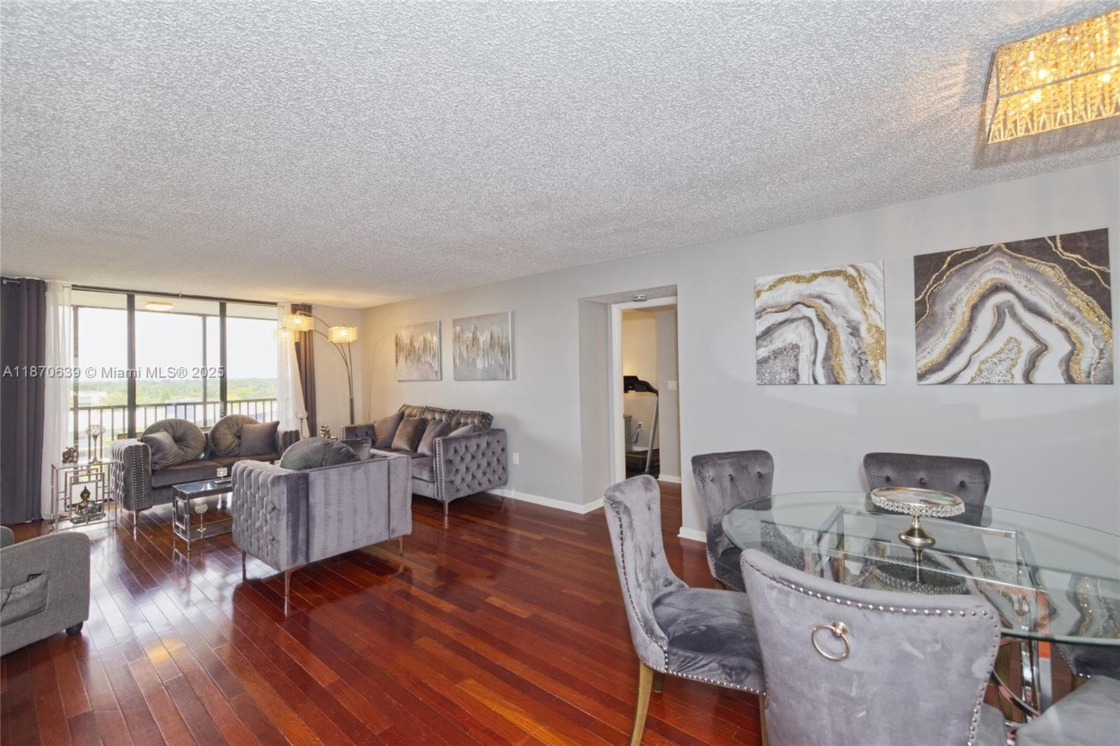 Chantilly Condo · #703 in Miami - Photo 8