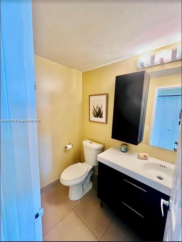 ALEXANDER TOWERS CONDO · #911 in Hollywood - Photo 15