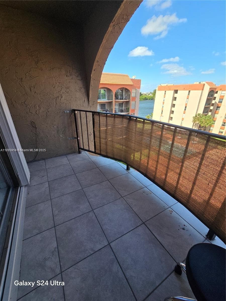 EL CID CONDO · #609W in Miami - Photo 12