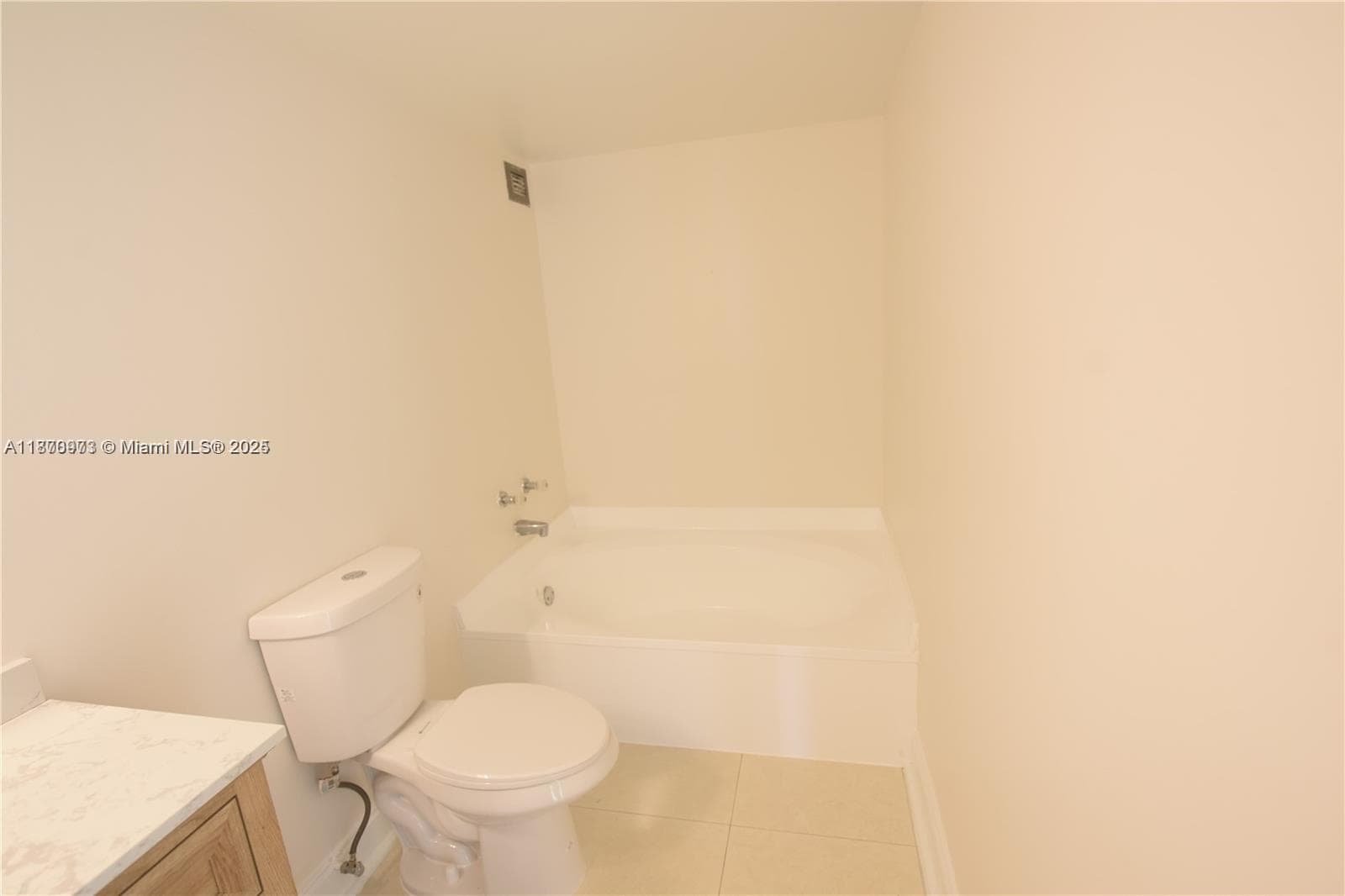 200 LESLIE CONDO · #1124 in Hallandale Beach - Photo 15