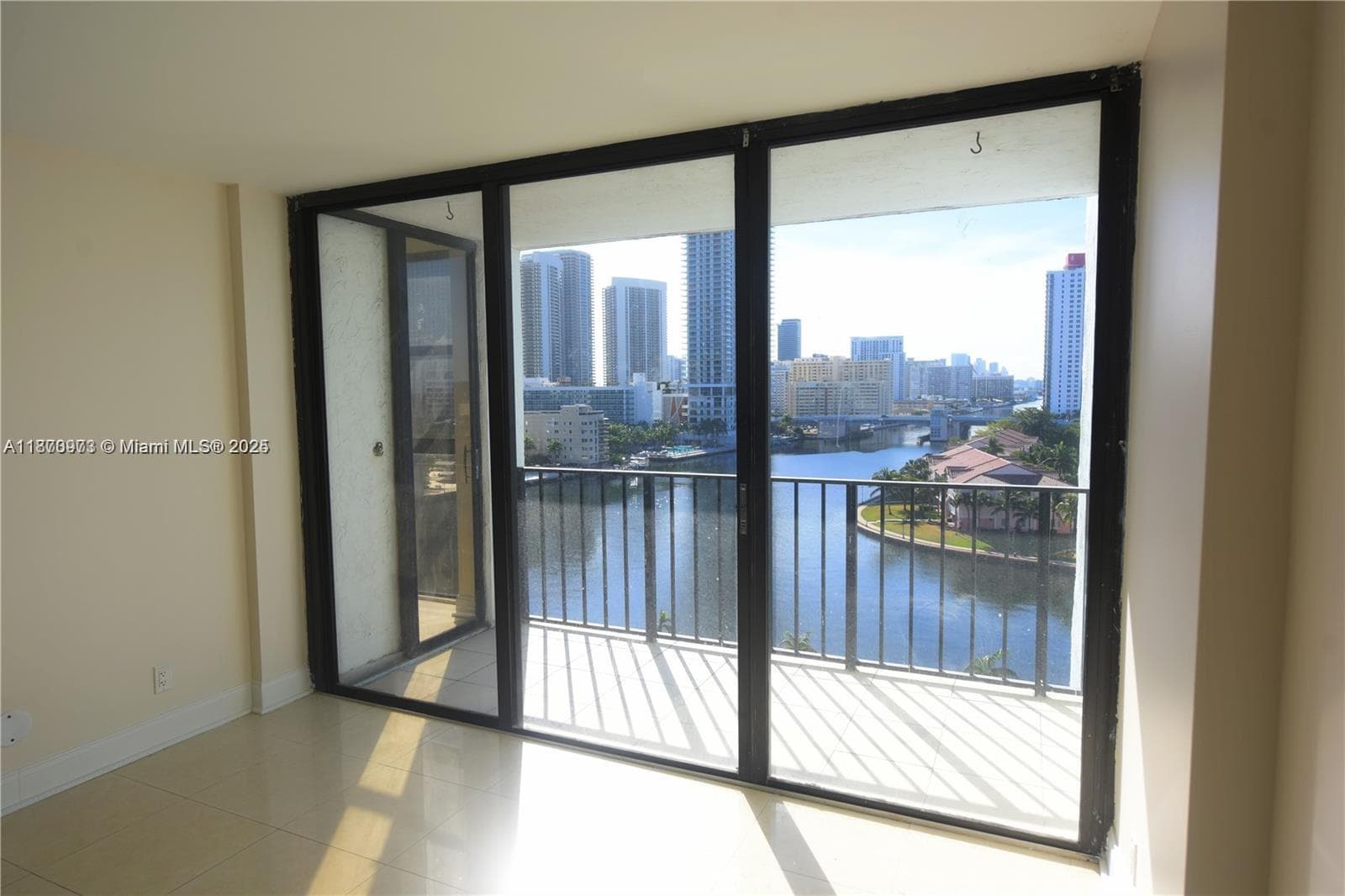 200 LESLIE CONDO · #1124 in Hallandale Beach - Photo 4