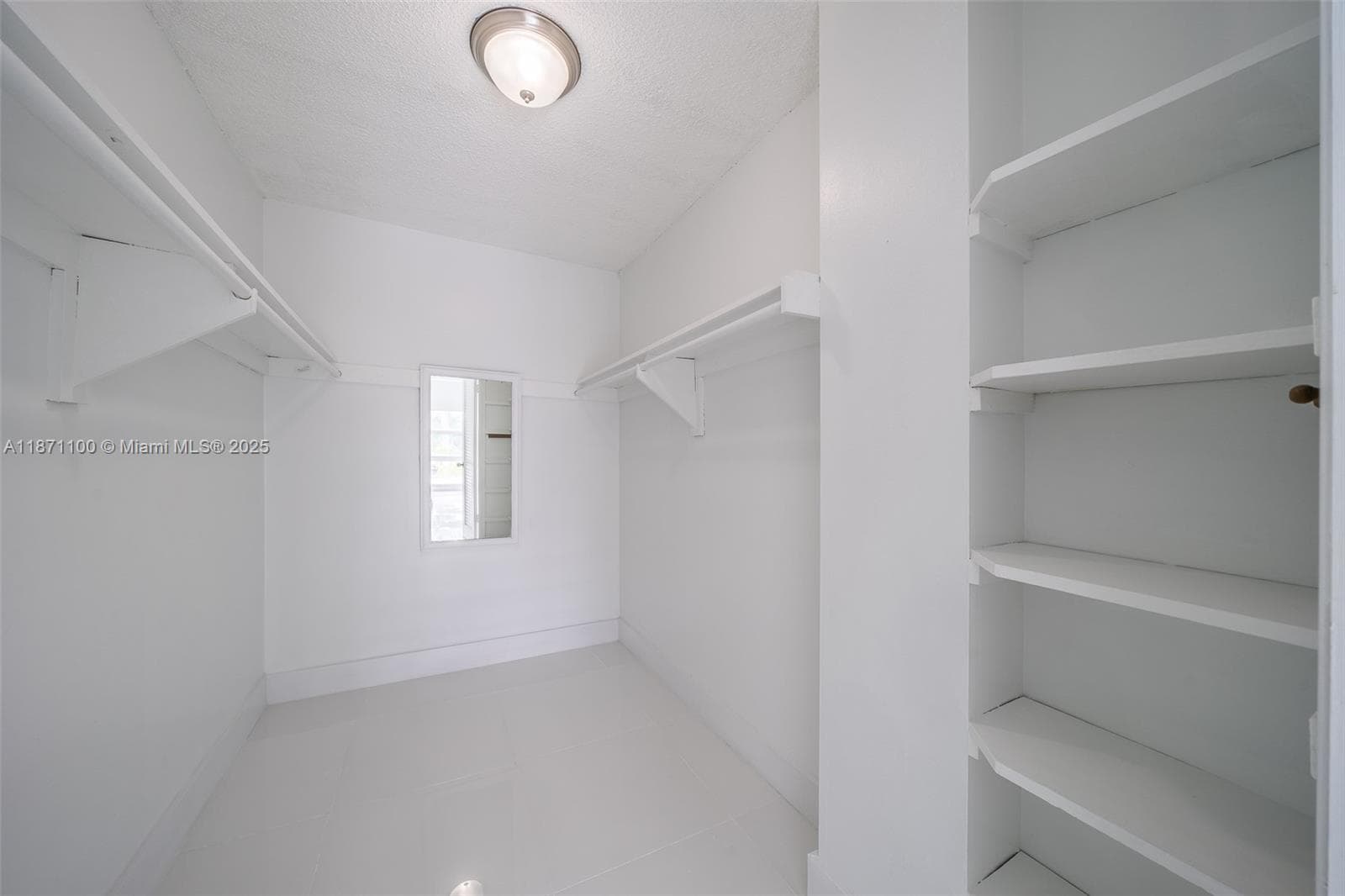 Guildford Condo · #308 in Bay Harbor Islands - Photo 16