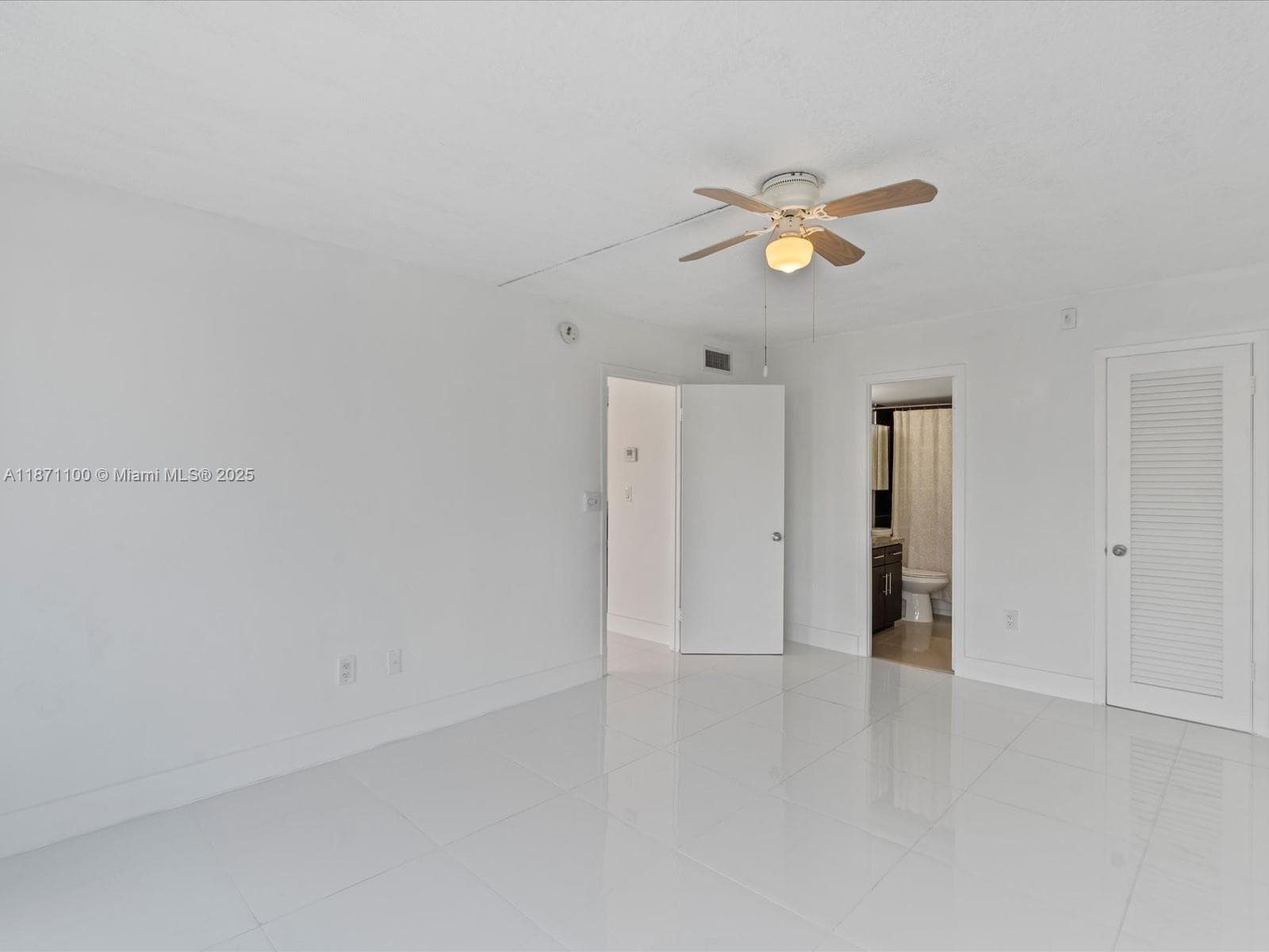 Guildford Condo · #308 in Bay Harbor Islands - Photo 20