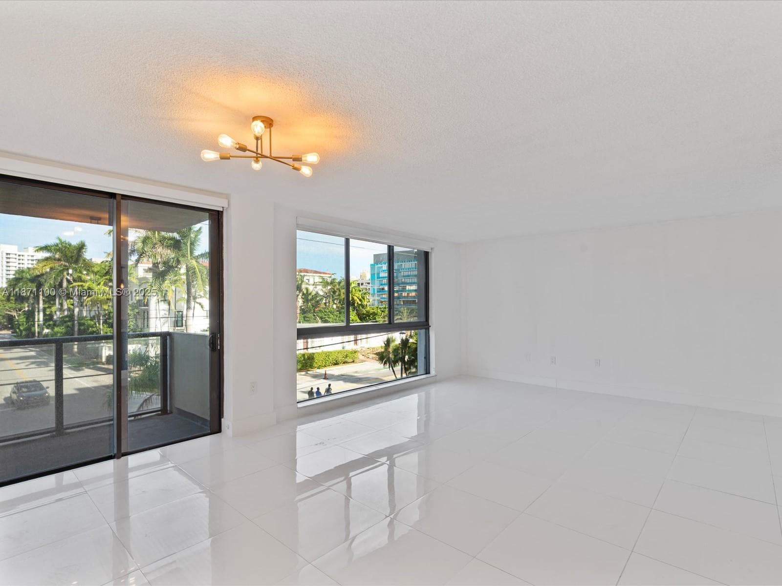 Guildford Condo · #308 in Bay Harbor Islands - Photo 15