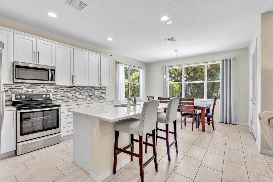 4353 Large Leaf Ln photo 9
