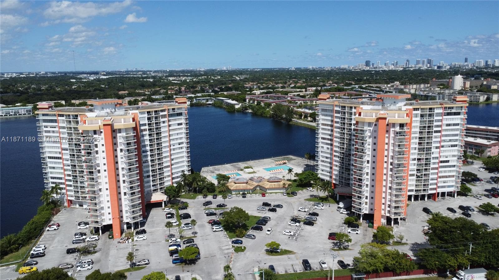 BUCKLEY TOWERS · #511E in Miami - Photo 17