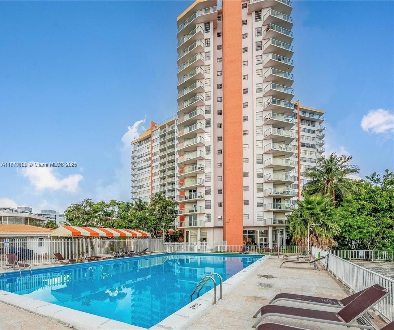 BUCKLEY TOWERS · #511E in Miami - Photo 24