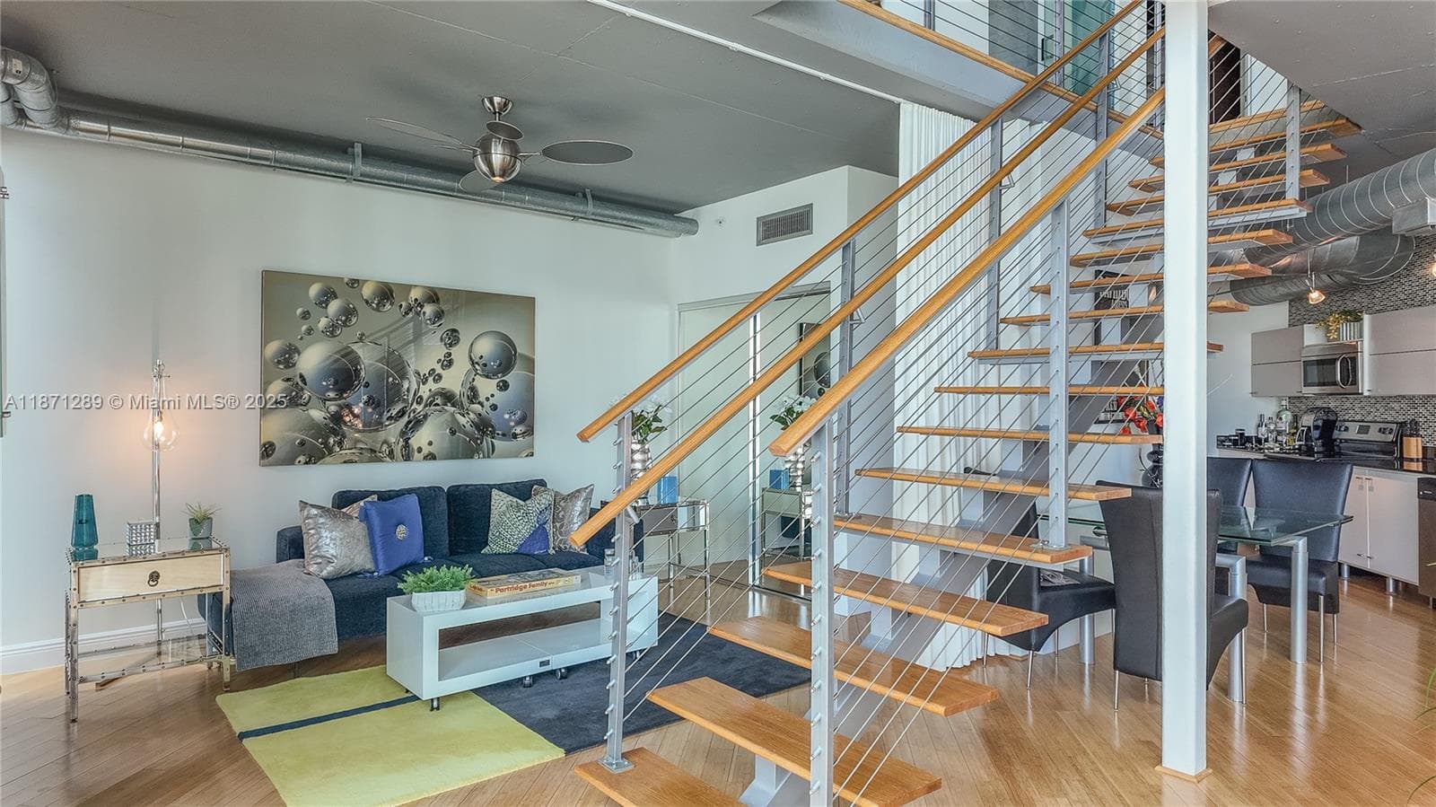 NEO VERTIKA CONDO · #1502 in Miami - Photo 2