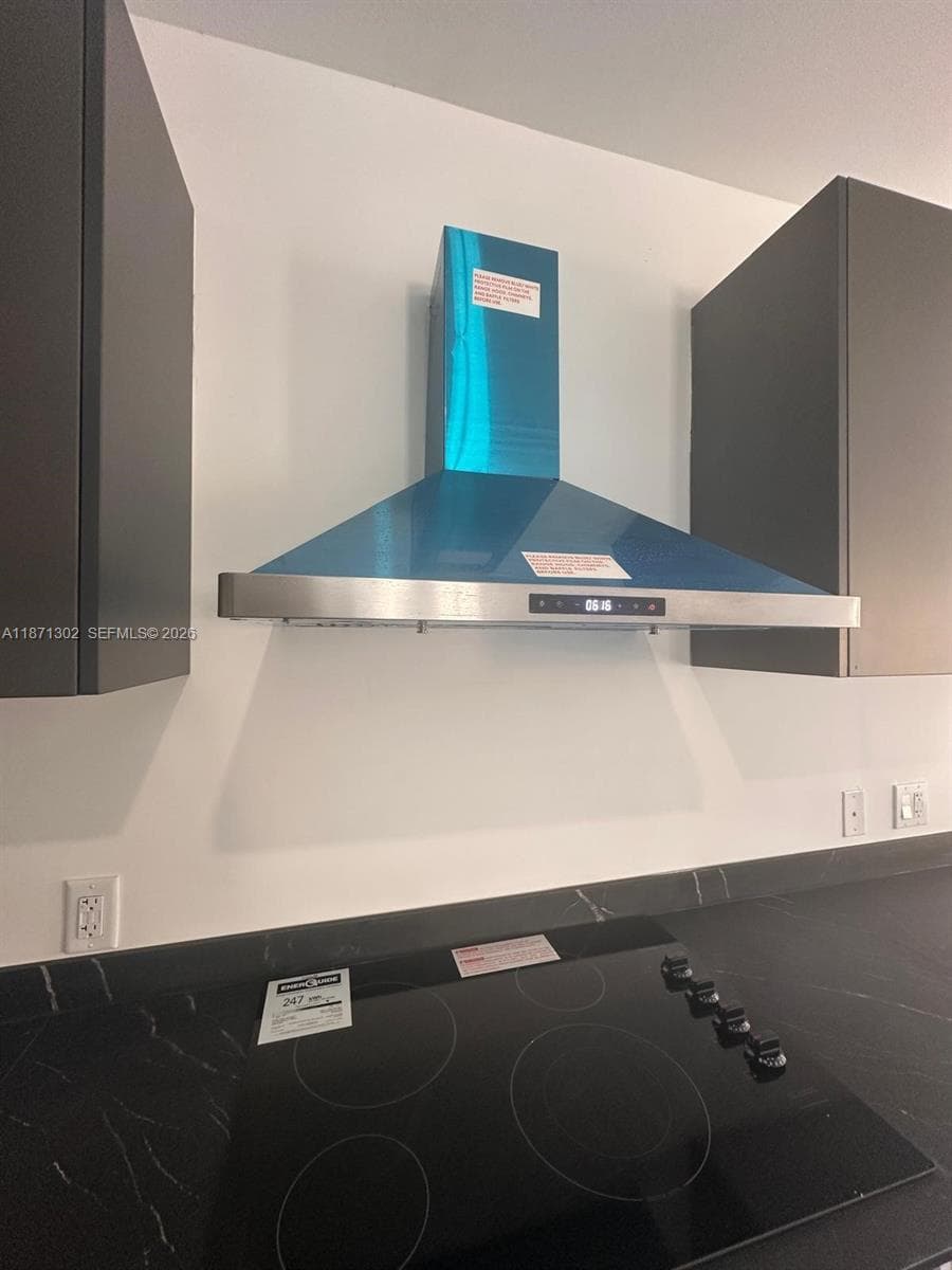 538 NW 17th Ave #0 photo 5