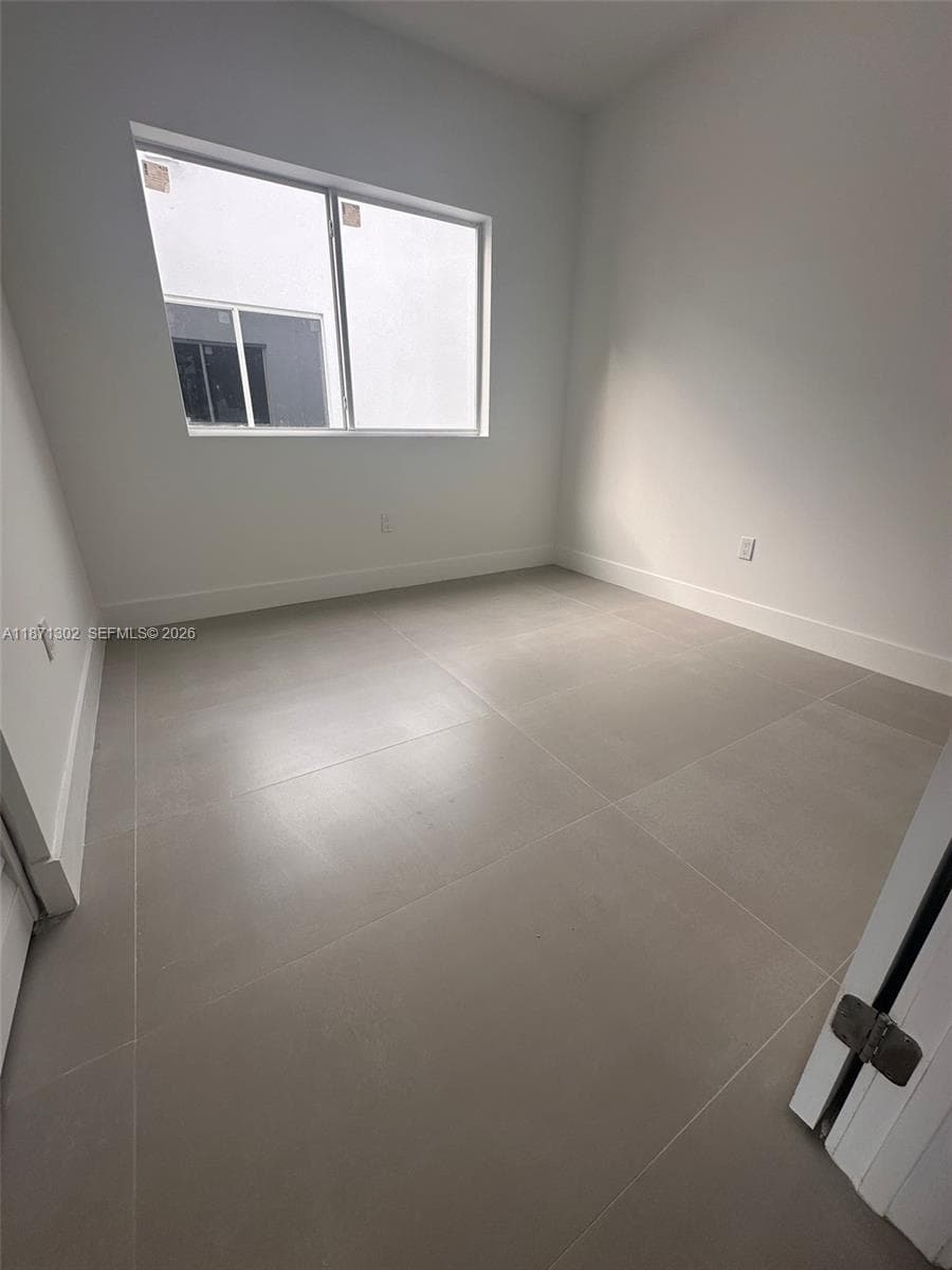 538 NW 17th Ave #0 photo 14
