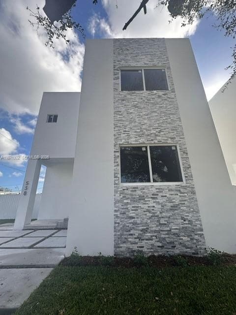 538 NW 17th Ave #0 photo 37