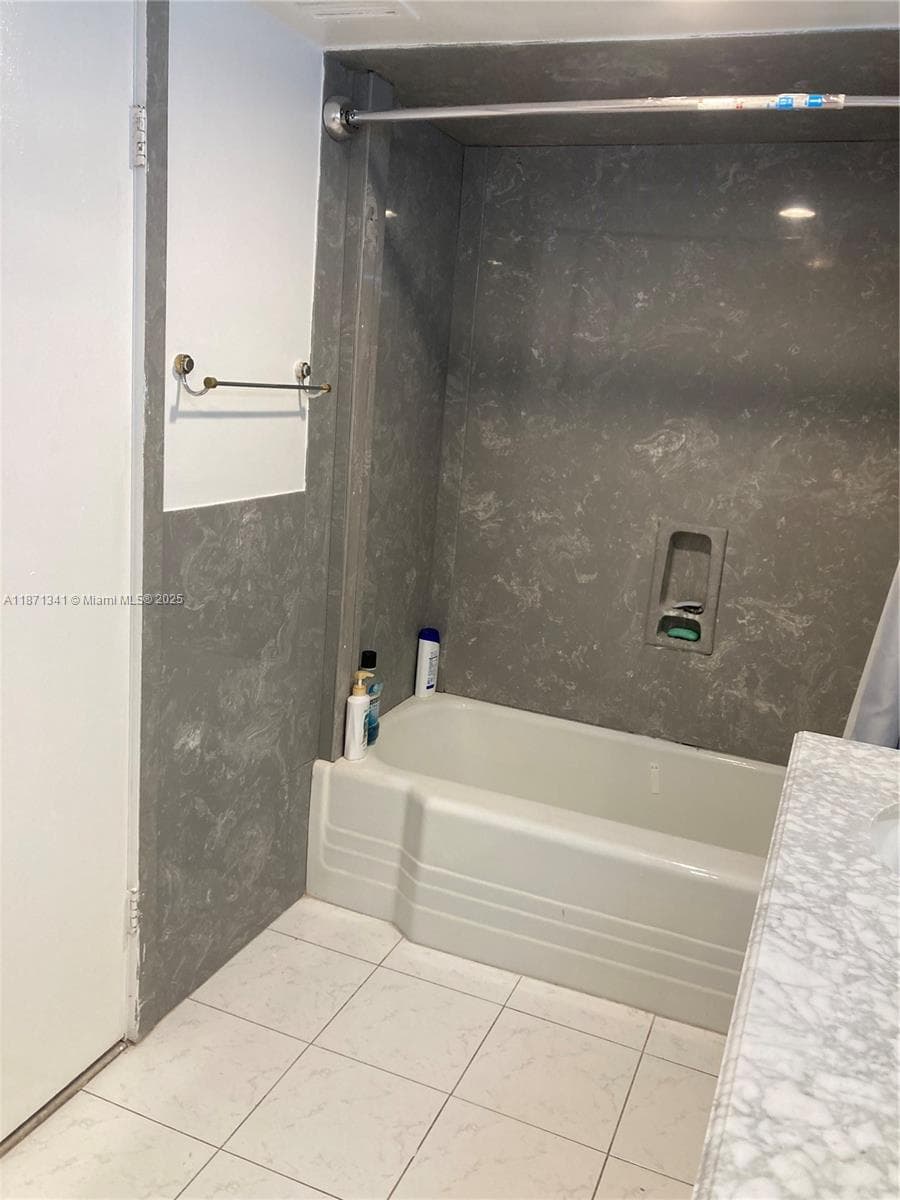 Canongate Condo · #314 in Miami - Photo 57