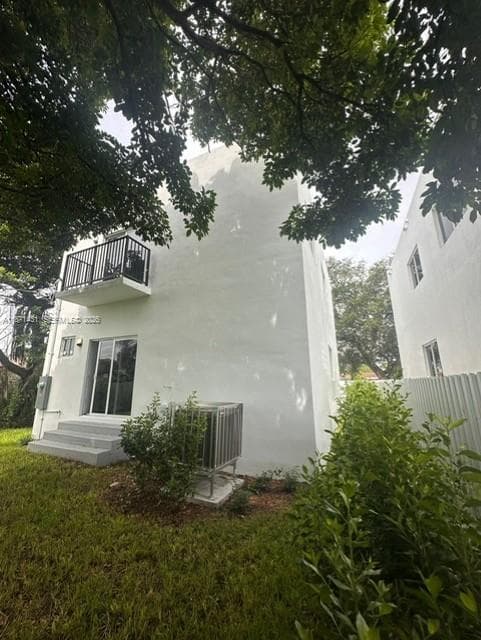 532 NW 17th Ave #0 photo 14