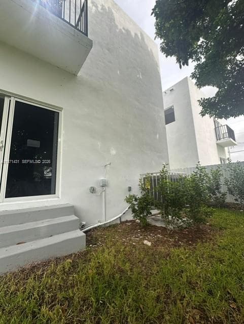532 NW 17th Ave #0 photo 15