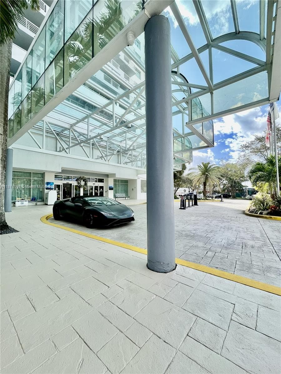 GALLERY ONE CONDO · #728 in Fort Lauderdale - Photo 15