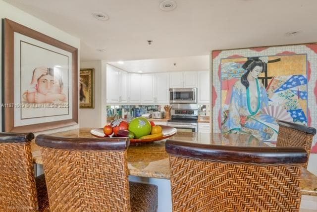 LA HACIENDA IN THE GABLES · #305 in Coral Gables - Photo 7