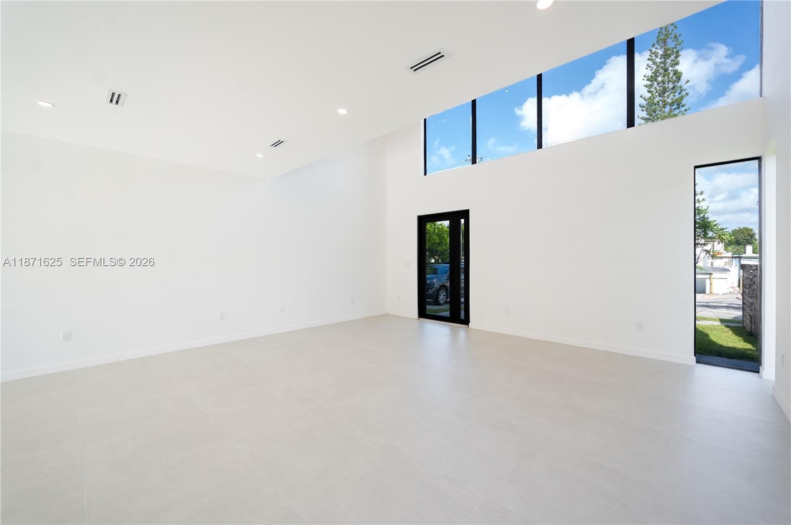 1200 SW 15th Ave photo 23