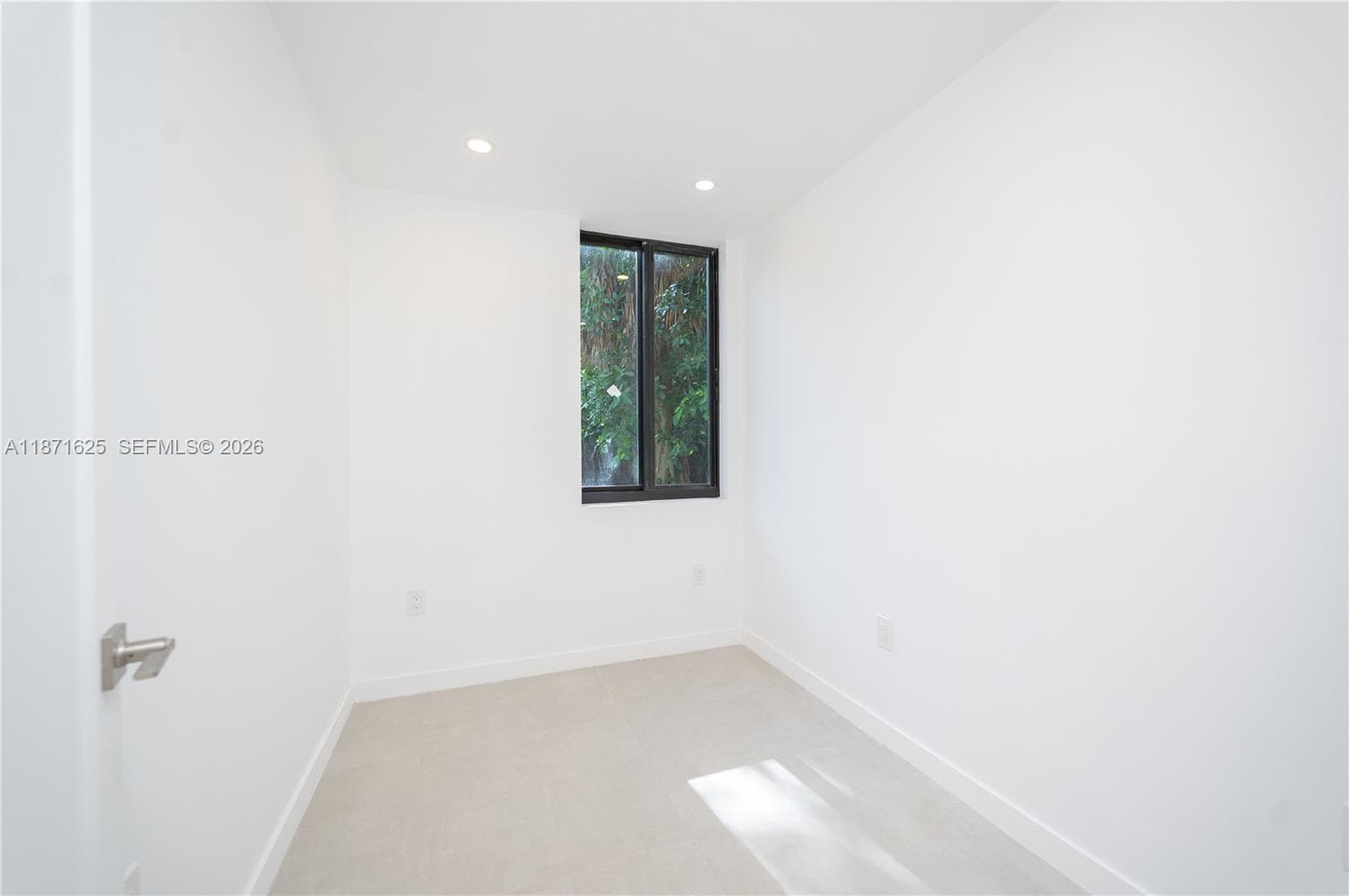 1200 SW 15th Ave photo 32