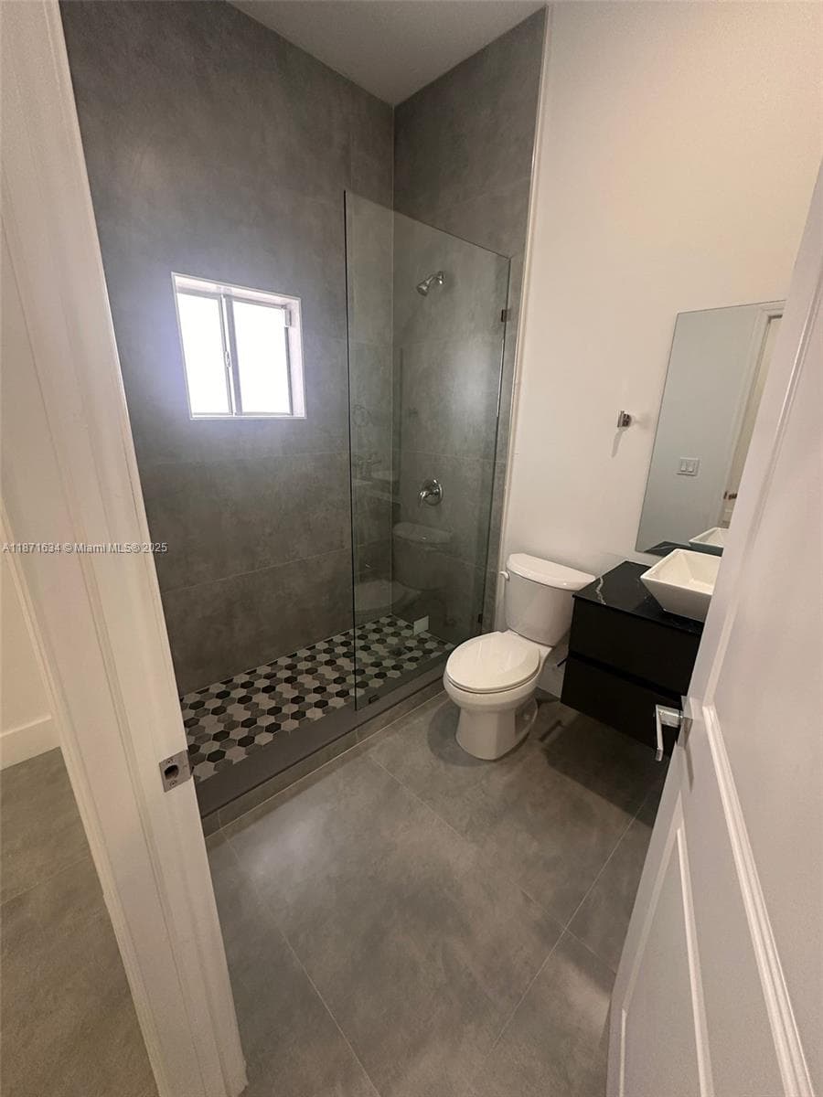 2423 NW 23rd Ln photo 13