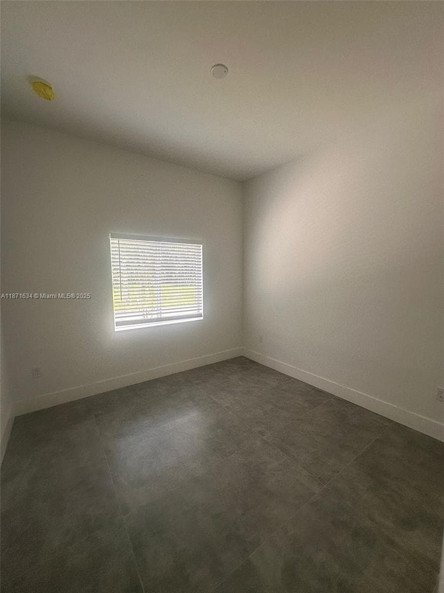 2423 NW 23rd Ln photo 15