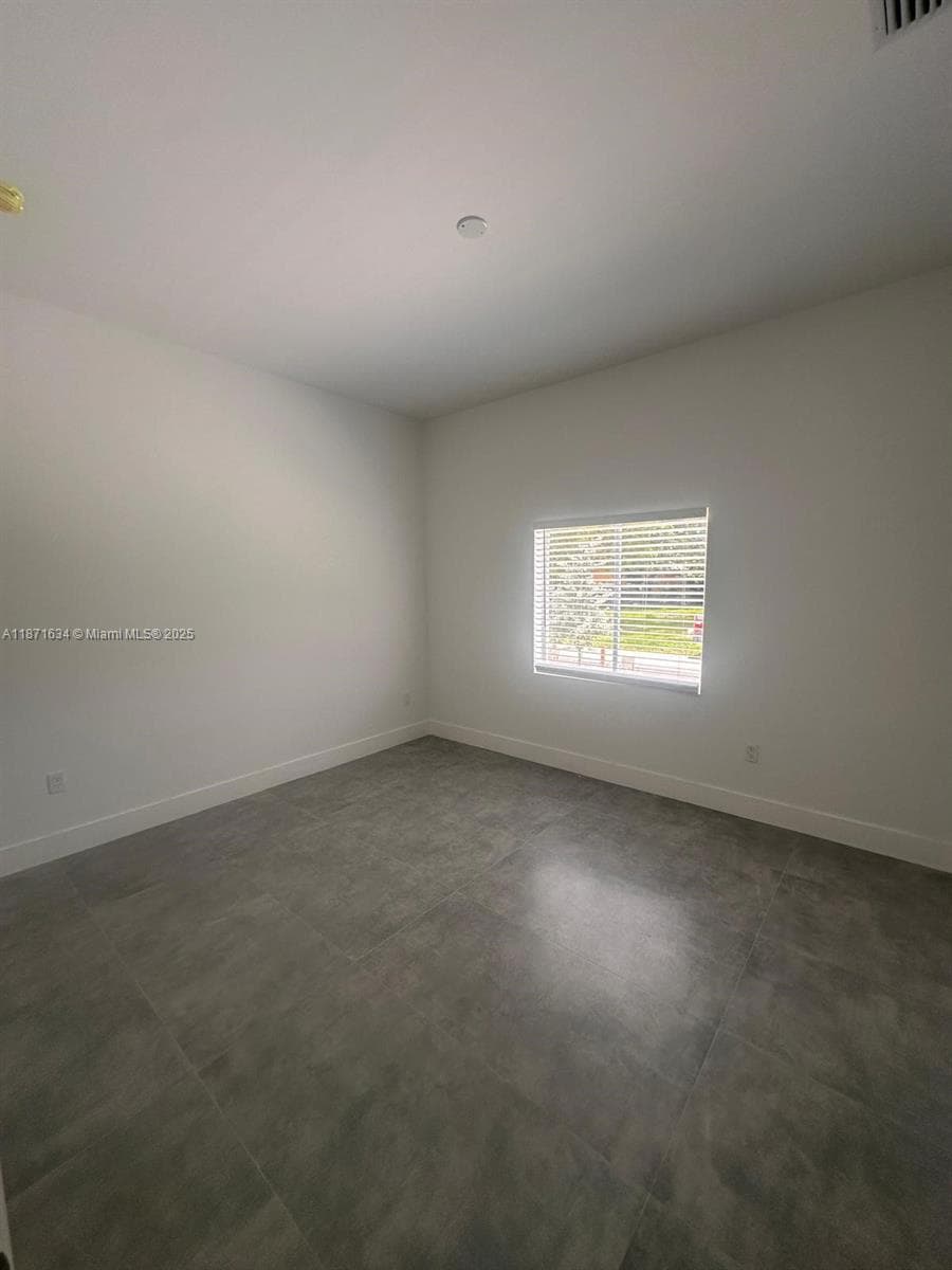 2423 NW 23rd Ln photo 19