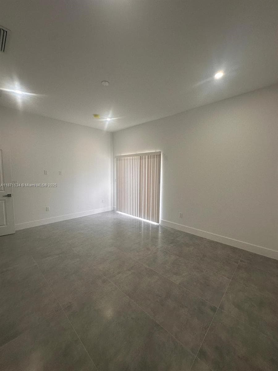 2423 NW 23rd Ln photo 21