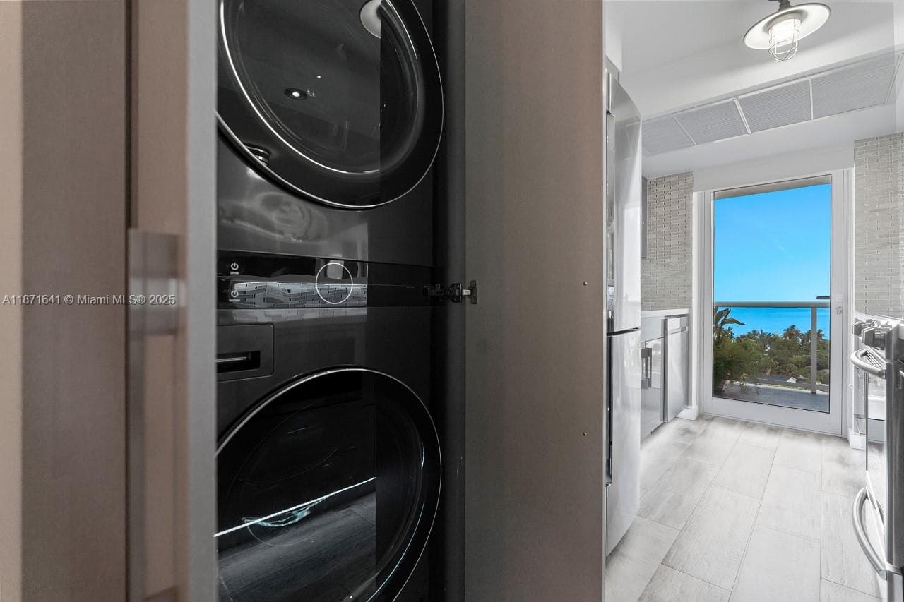 Vantage View · #1402 in Fort Lauderdale - Photo 11