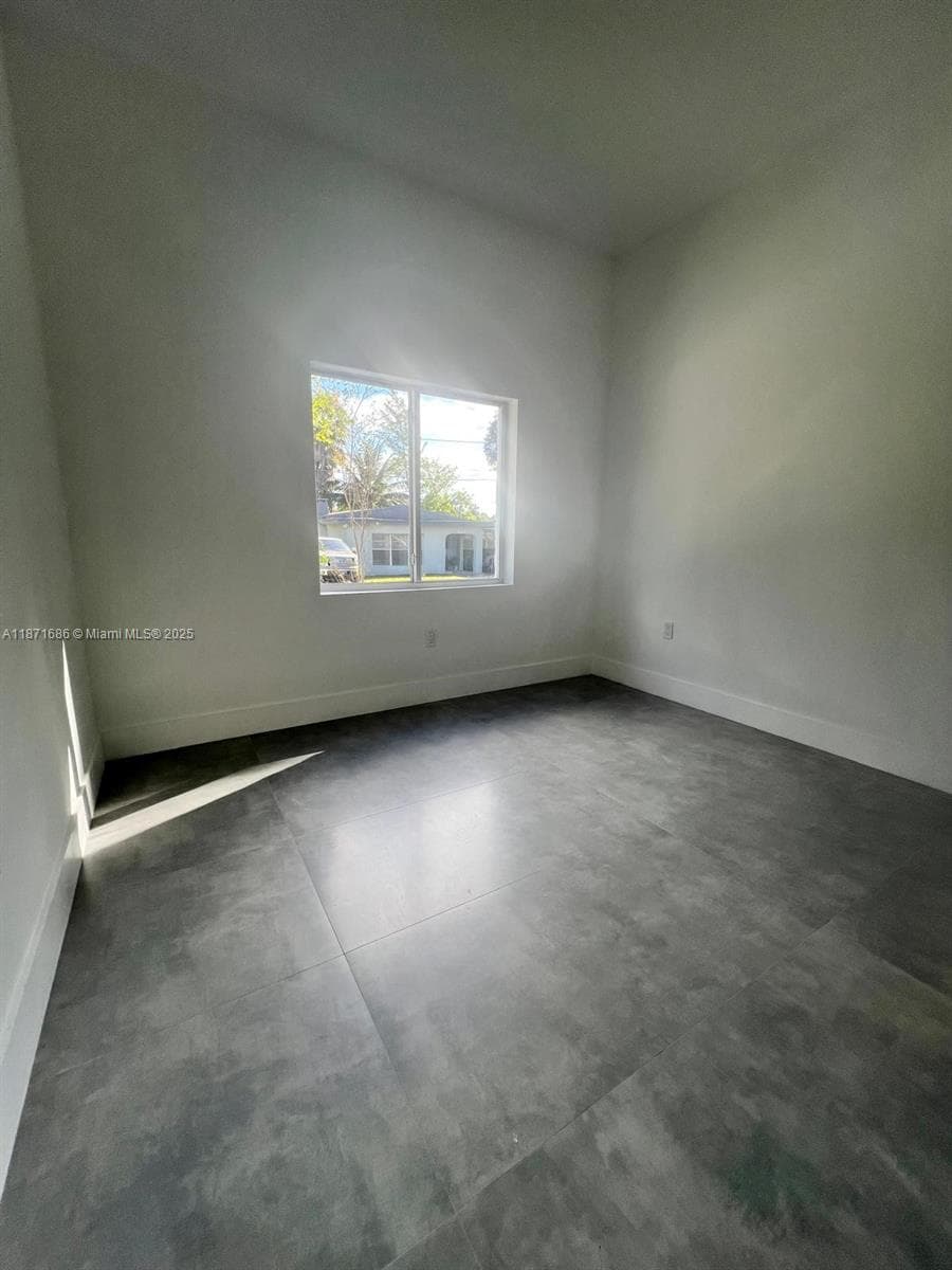 2421 NW 23rd Ln photo 21