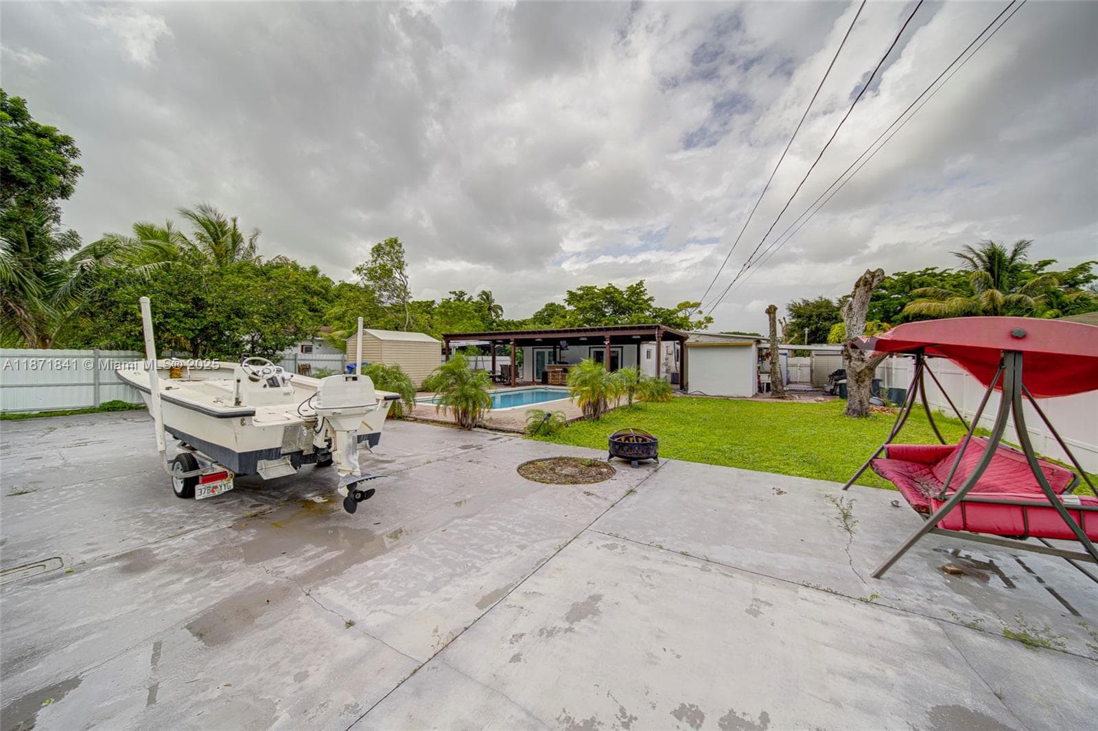 1070 NW 132nd St photo 21