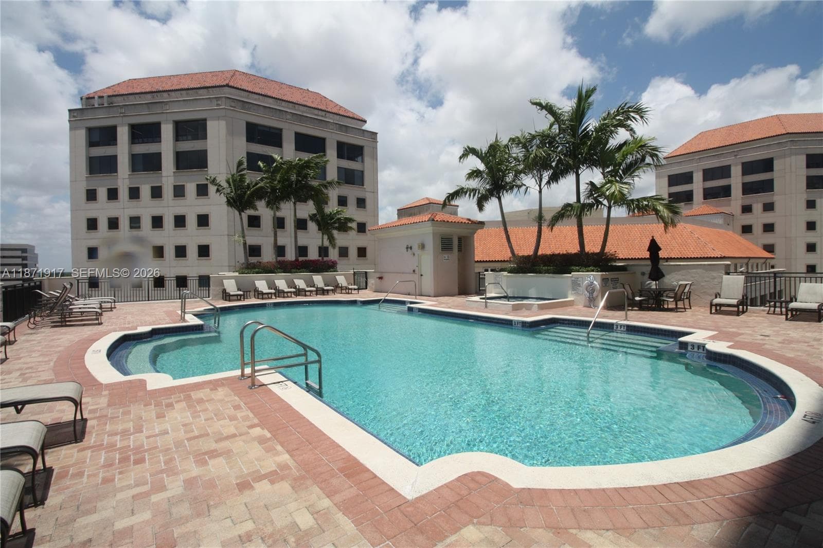 PUERTA DE PALMAS · #1213 in Coral Gables - Photo 2