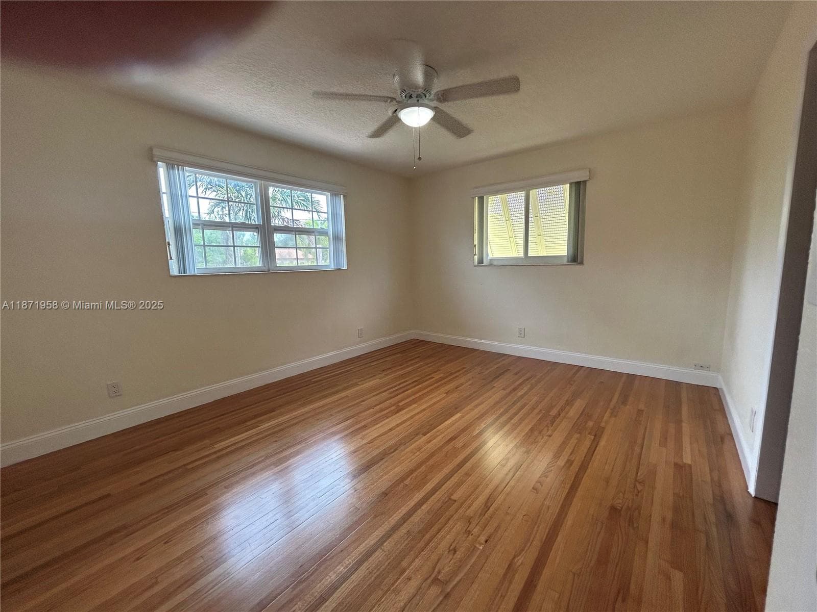 3219 Wilson St photo 7