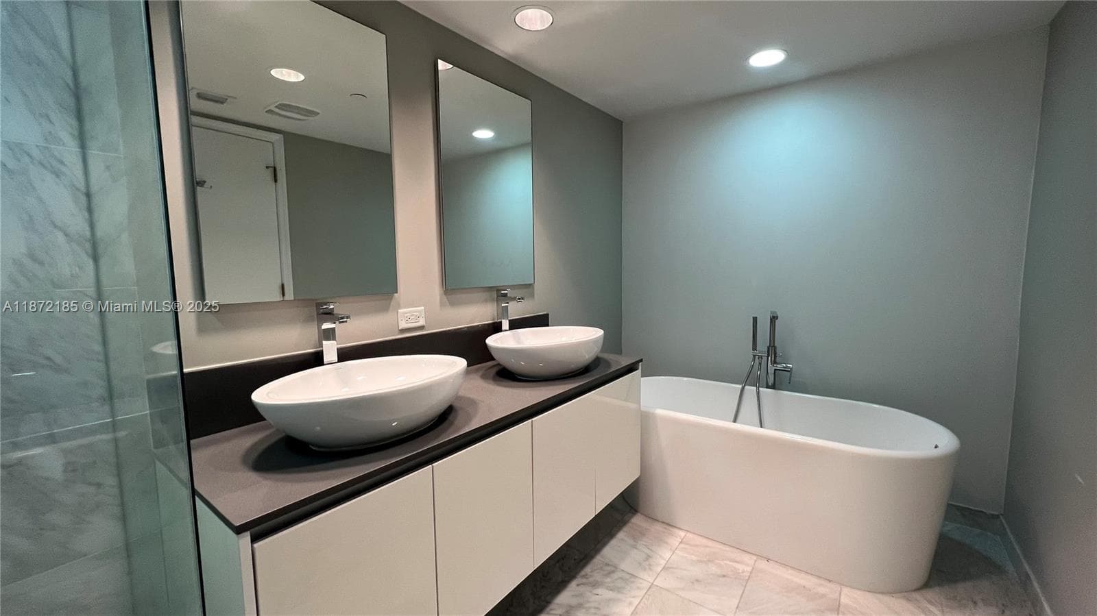 Master bath