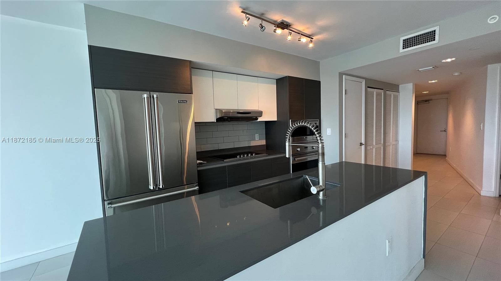 O RESIDENCES · #904 in Bay Harbor Islands - Photo 7