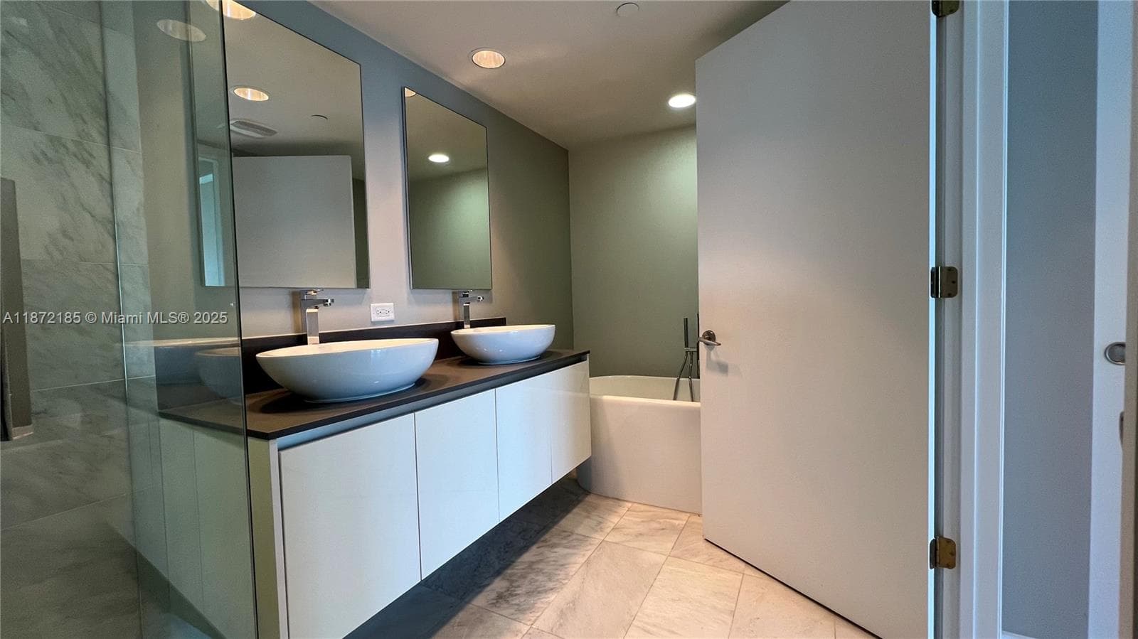 Master bath