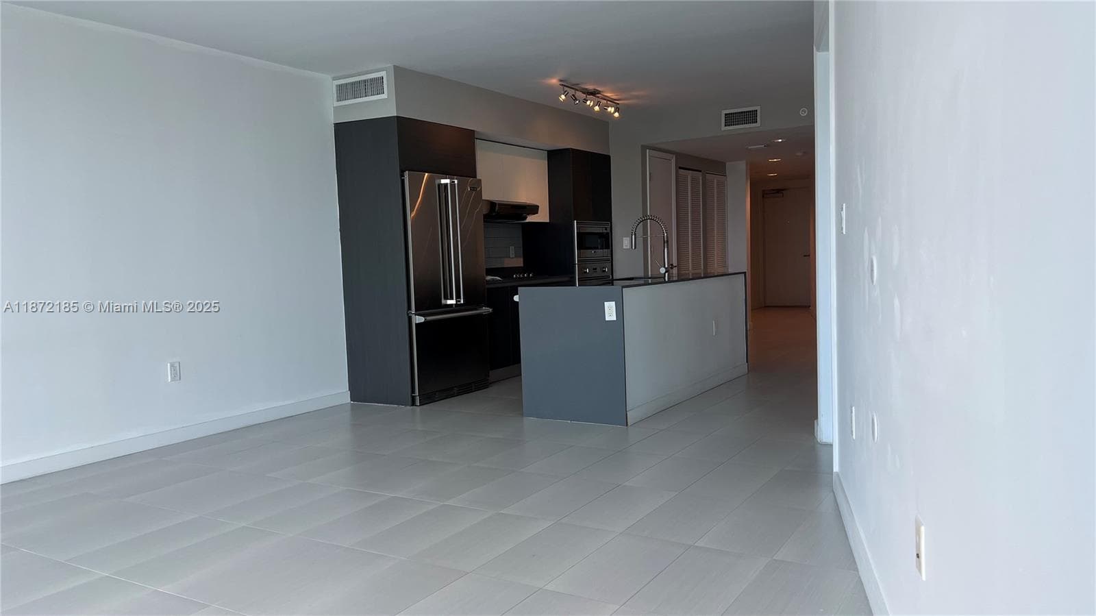 O RESIDENCES · #904 in Bay Harbor Islands - Photo 4